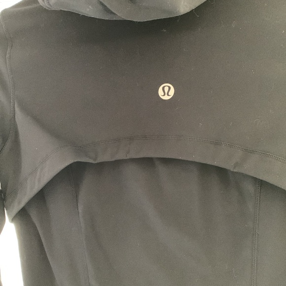 Lululemon Hooded Define Jacket Size 2 - Picture 10 of 11